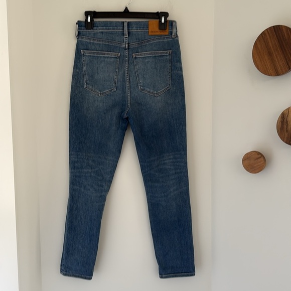 Aritzia Denim Forum The Lola High Rise Skinny Crop Size 28 - Picture 4 of 8